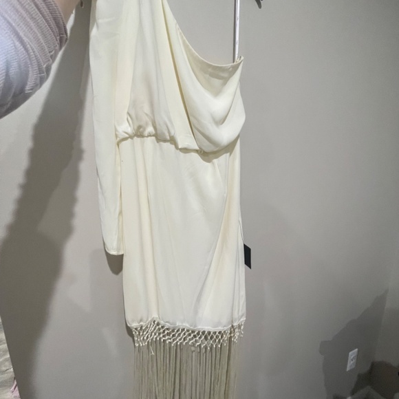 Lulu - Picture 2 of 3